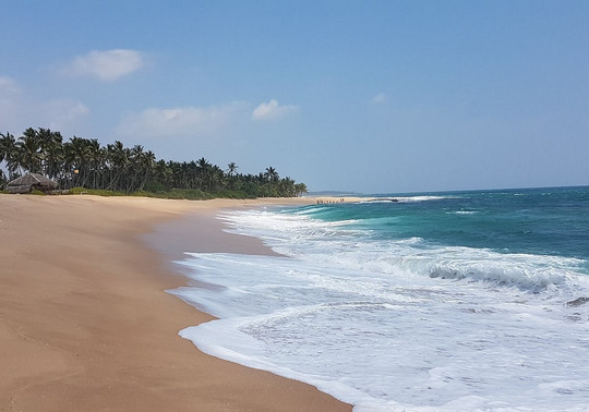 泻湖天堂海滩度假村主图