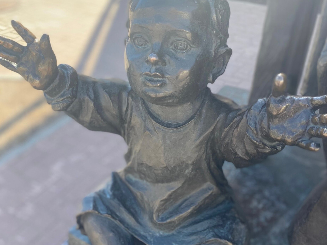 Monument to Russian Wifes - Savers of Family Hearth-阿尔汉格尔斯克必去景点