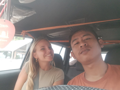 Ibang taxi sumbawa surf rencar & renbike