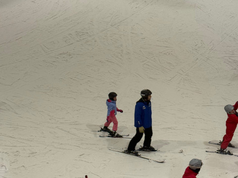 Snozone Madrid-阿罗约莫利诺斯必去景点