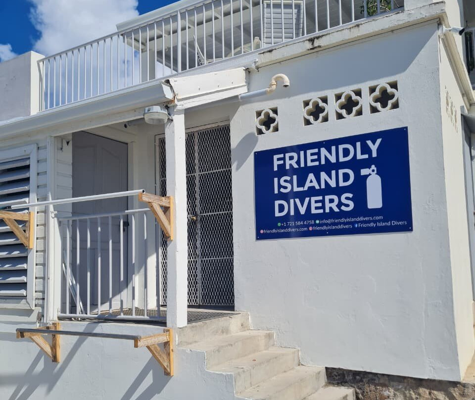 Friendly Island Divers-Pointe Blanche必去景点