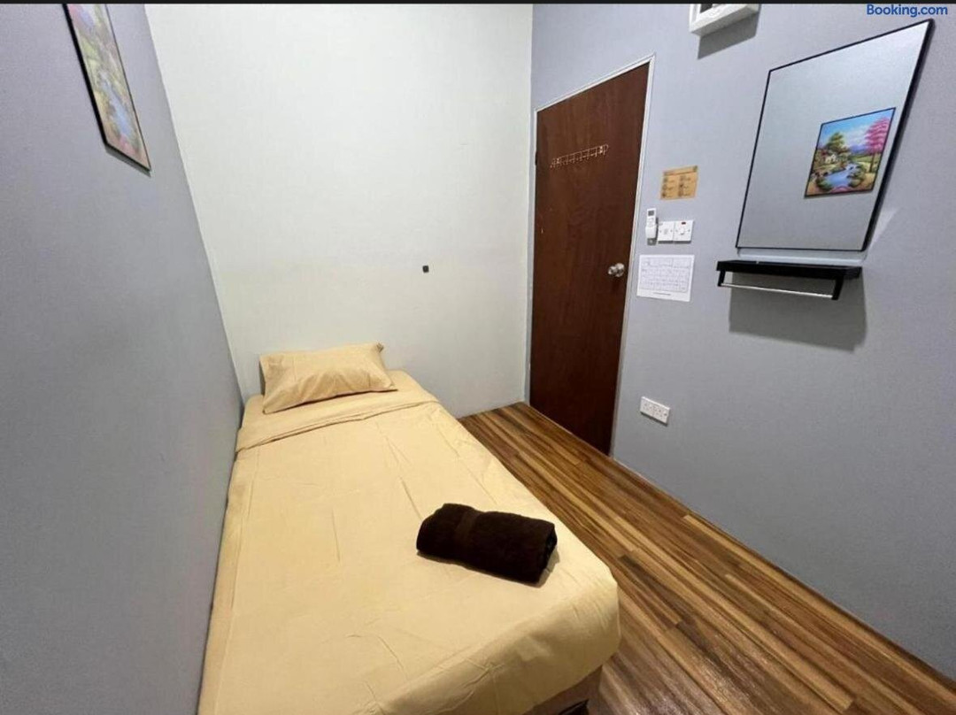 Sasa Roomstay KLIA Airport Transit