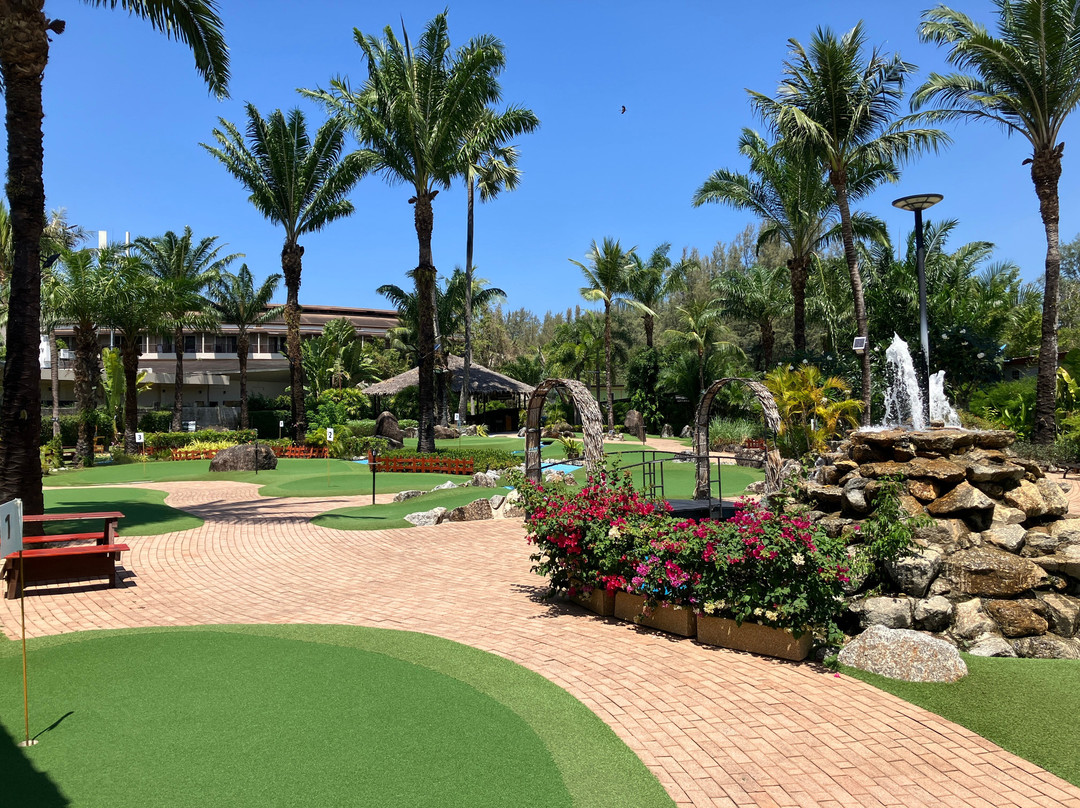 Phuket Adventure Mini Golf and Off Course Restaurant & Bar-班淘海滩必去景点