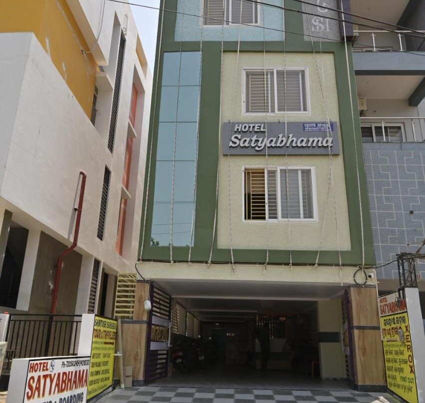 Hotel Satyabhama Lodge