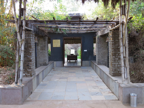 红地球塔多巴酒店主图