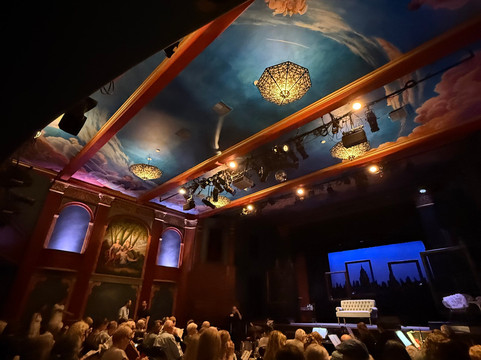 Throckmorton Theater-米尔谷必去景点