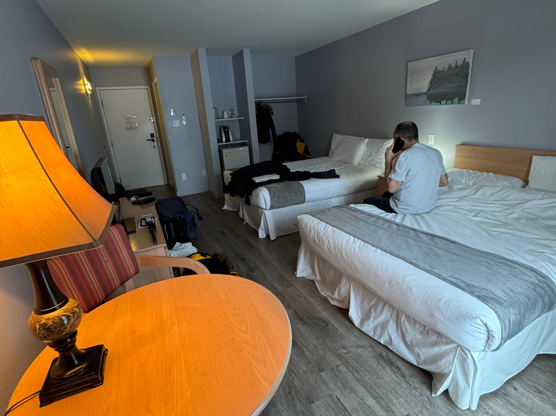 Hotel du Golf Nominingue主图
