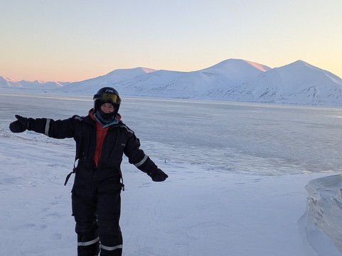 Poli Arctici-朗伊尔城必去景点