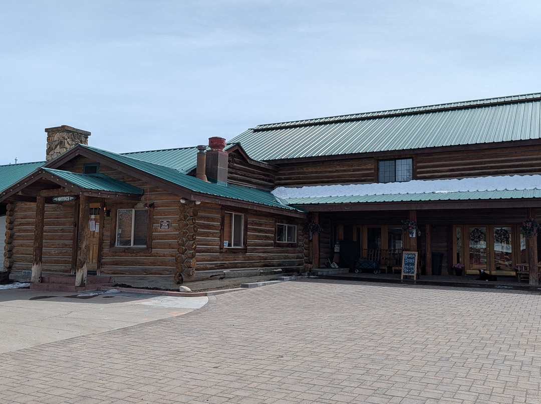 Stanley High Country Inn主图
