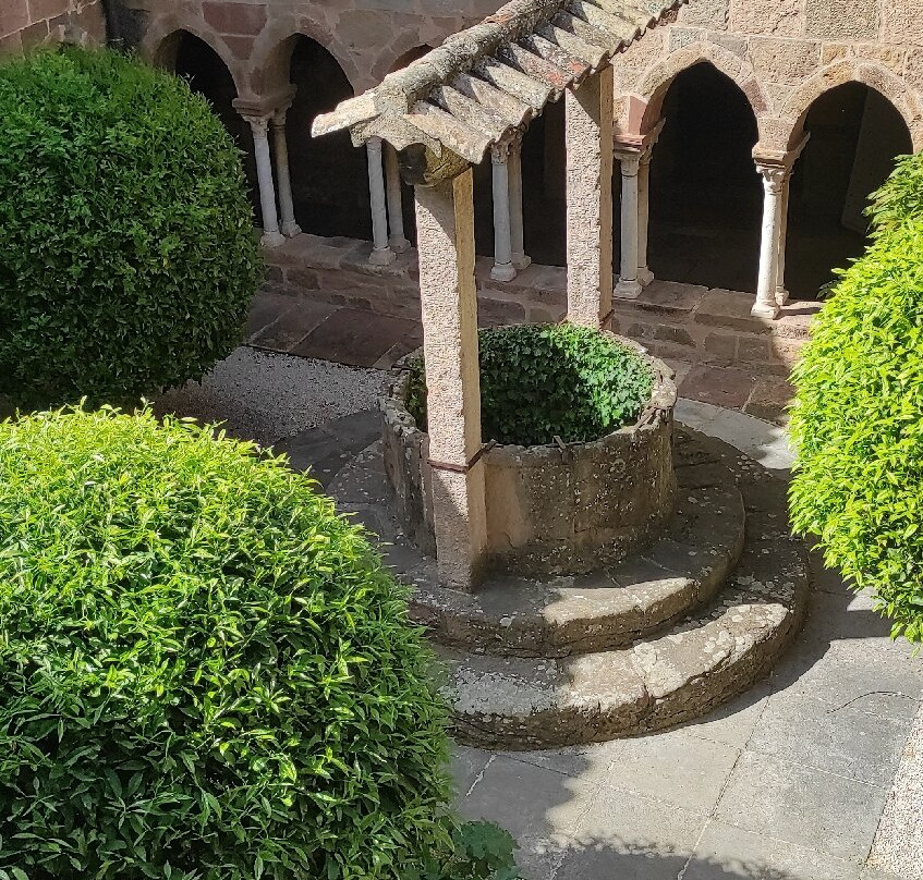Cloitre de la Cathedrale de Frejus-弗雷瑞斯必去景点