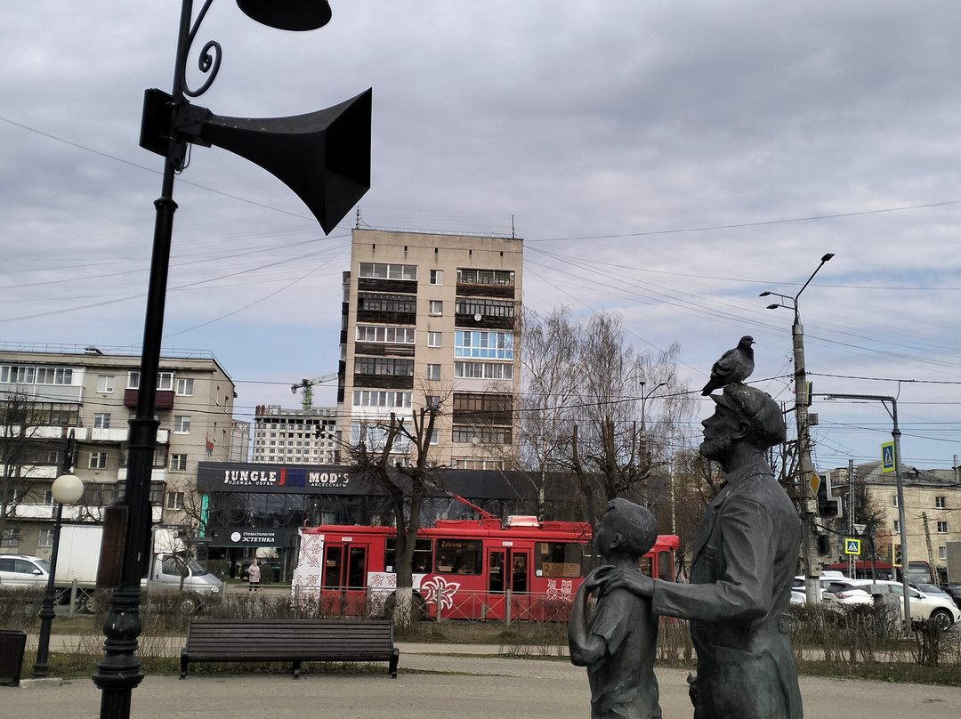 Monument to the Spokesman Yuriy Levitan-弗拉基米尔必去景点