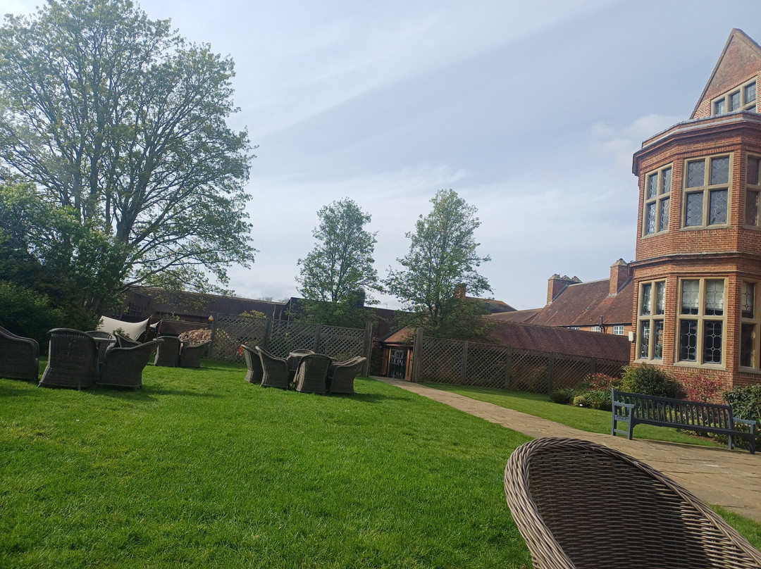 霍伍德之家酒店主图