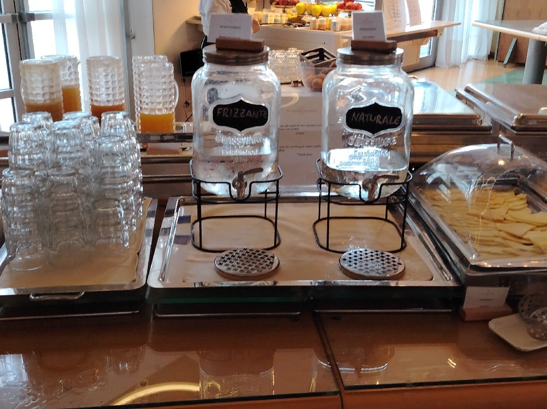 斯塔比亚索伦托海岸大厦酒店主图