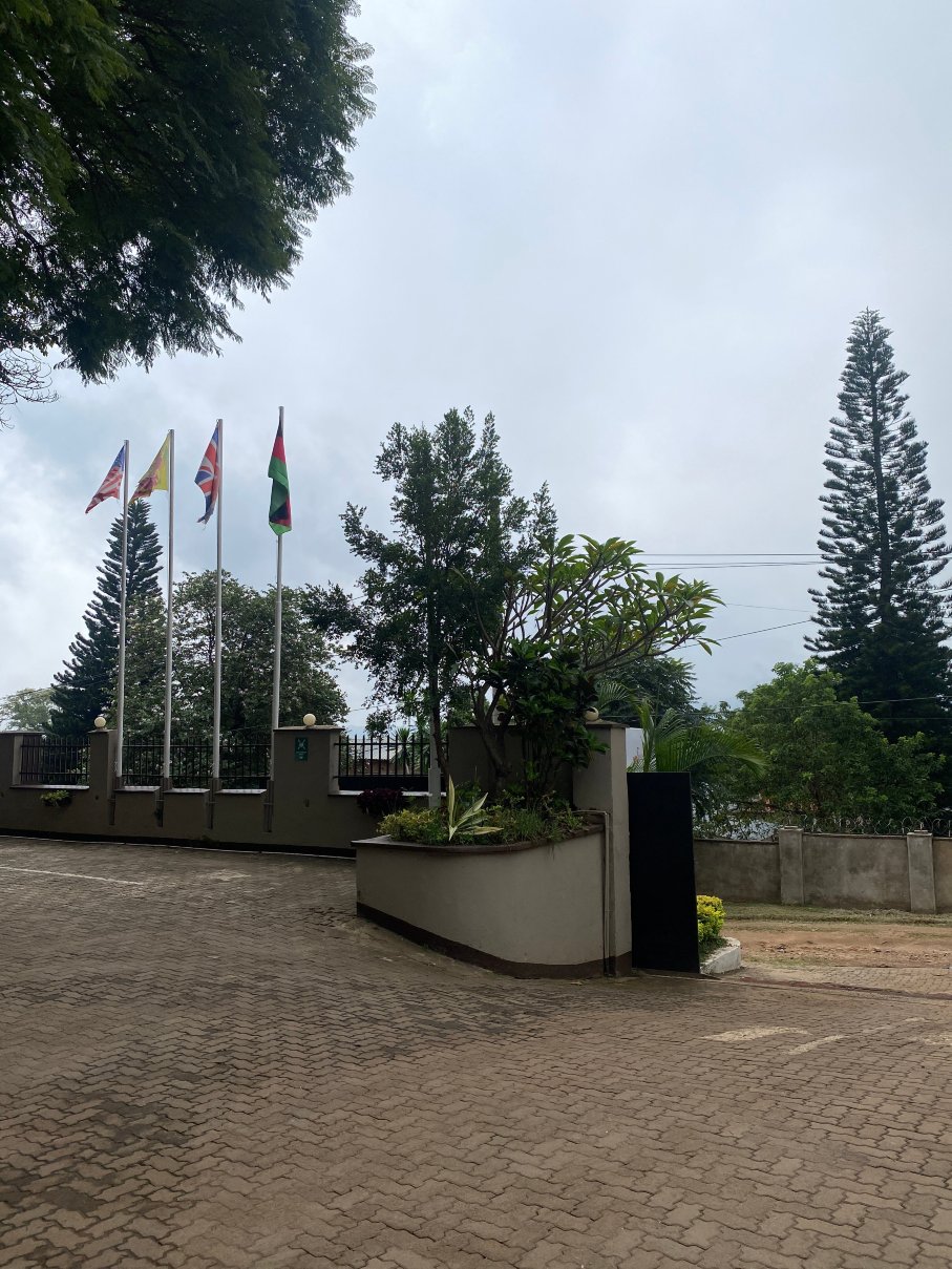 赛伦迪布套房及会议中心酒店-旅行者