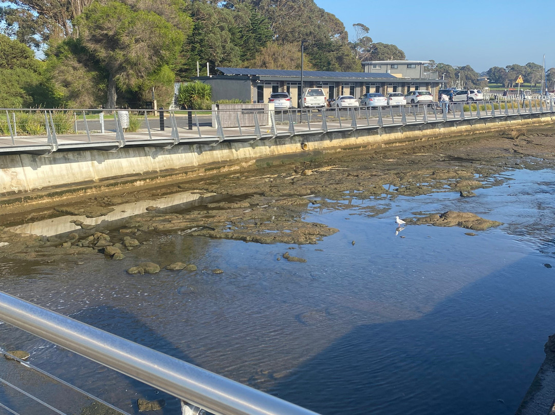 温耶德海滨酒店主图