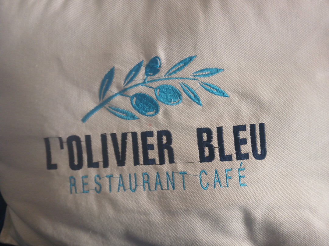 L'olivier Bleu