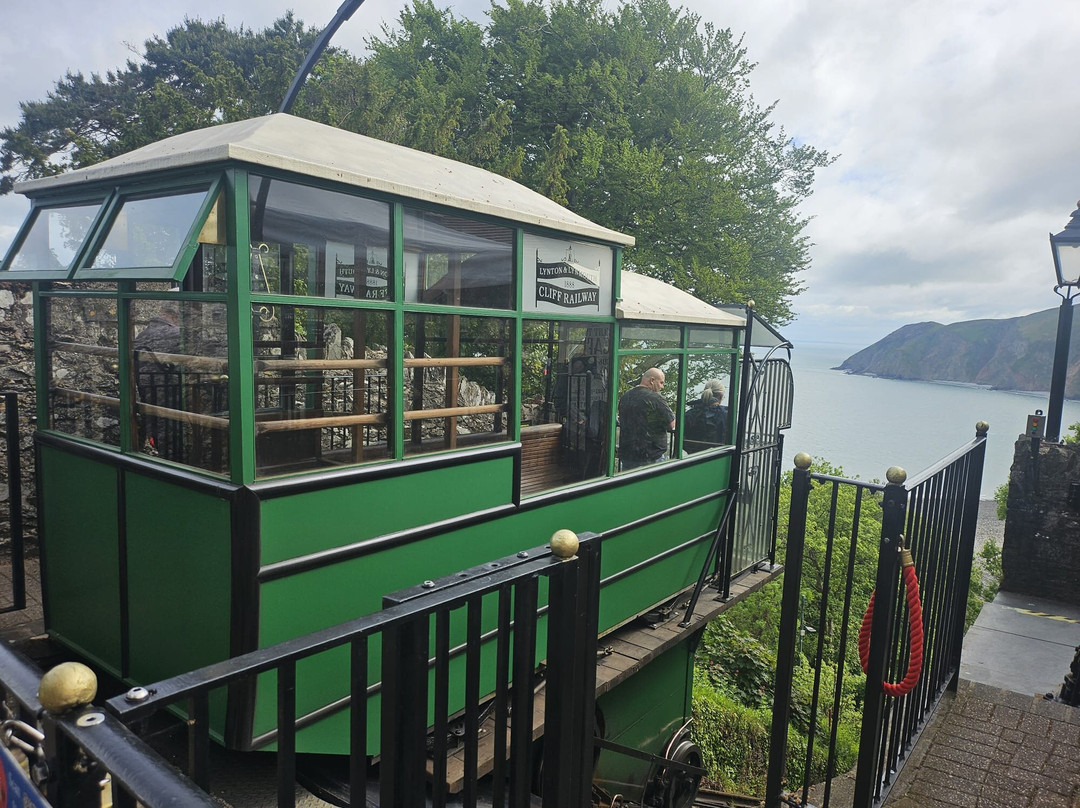 Lynton and Lynmouth Cliff Railway-林茅斯必去景点
