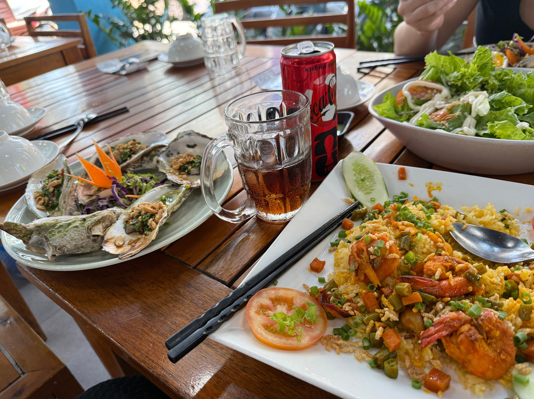 Nhà hàng Vịnh Xanh Nha Trang