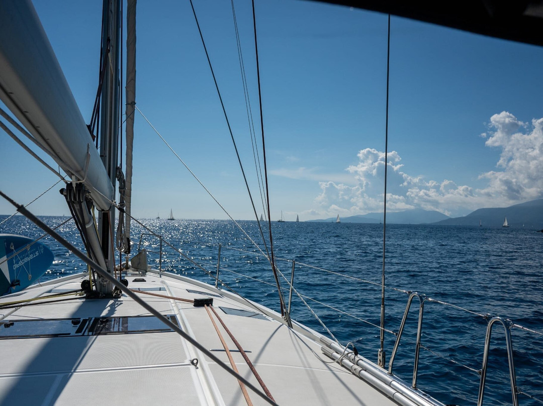 Sail Ionian Yacht Charter-莱夫卡扎必去景点