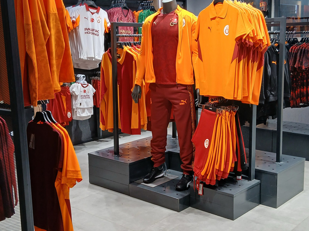 GS Store-埃德雷米特必去景点