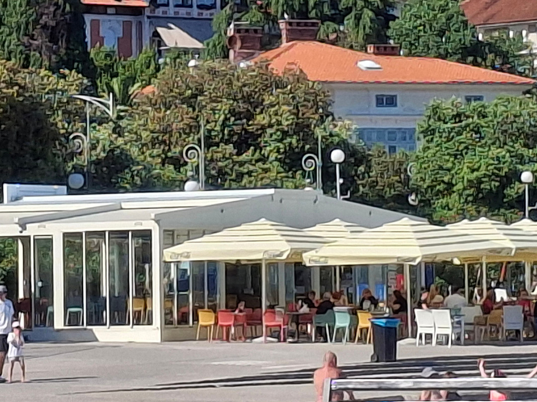 Coctel bar kremerko, Opatija