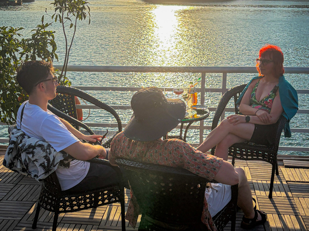 Cat Ba Green Trail Travel-Cat Ba Town必去景点