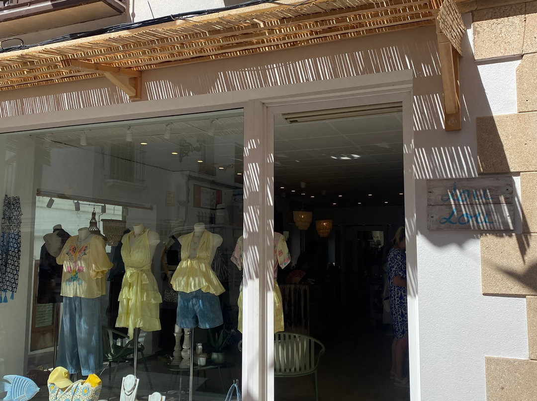 Lou Lou Women's clothing shop