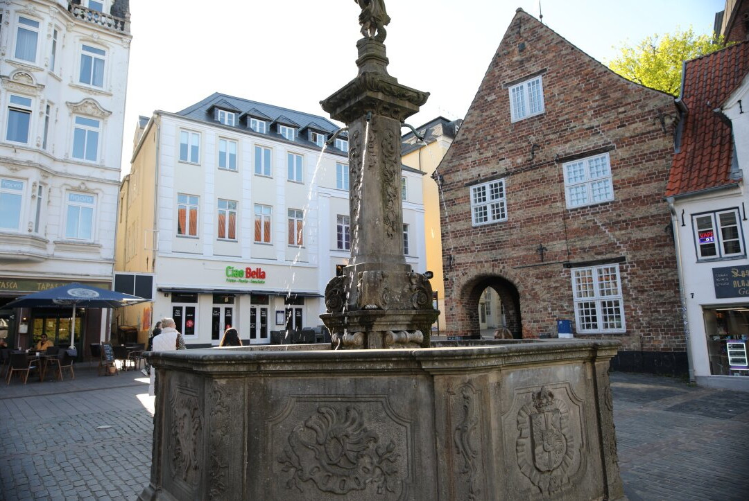 Neptunbrunnen-弗伦斯堡必去景点