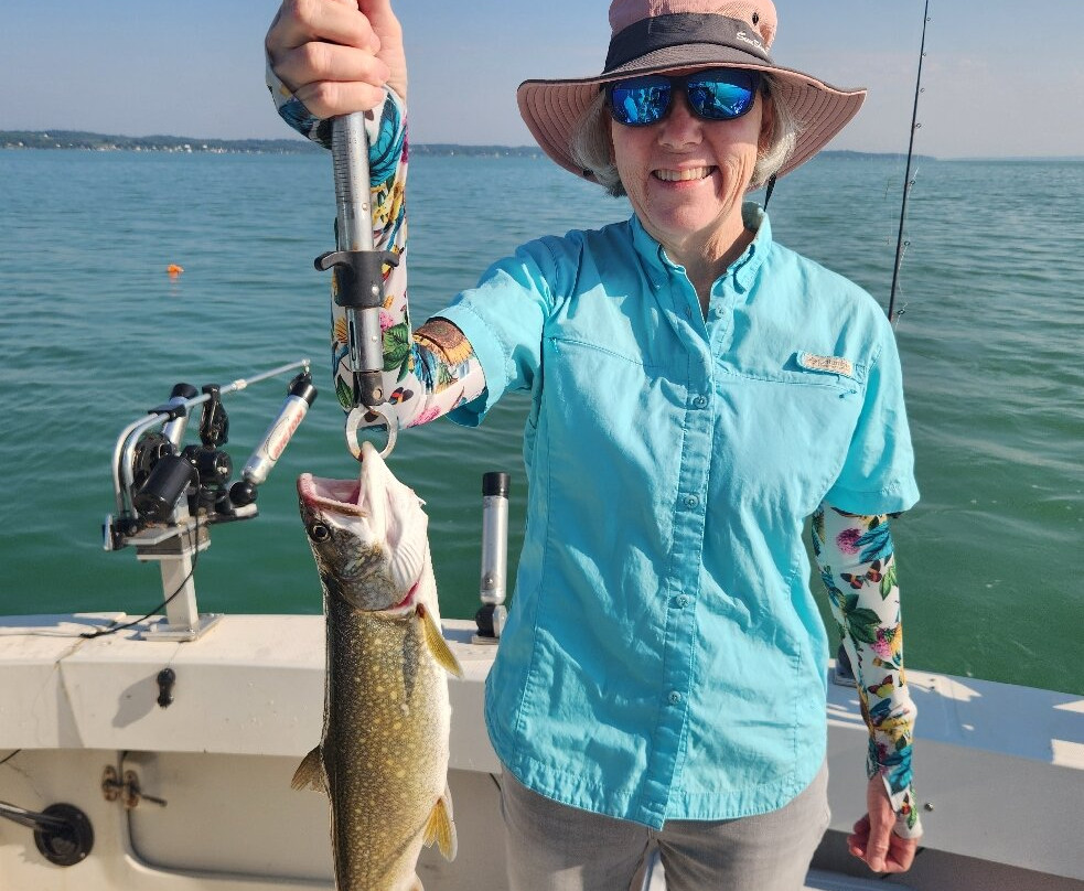 Eagle Rock Fishing Charters-Cayuga必去景点