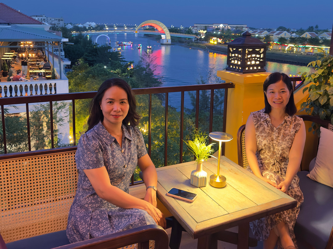 Lymen Rooftop Cocktail Bar | Riverview