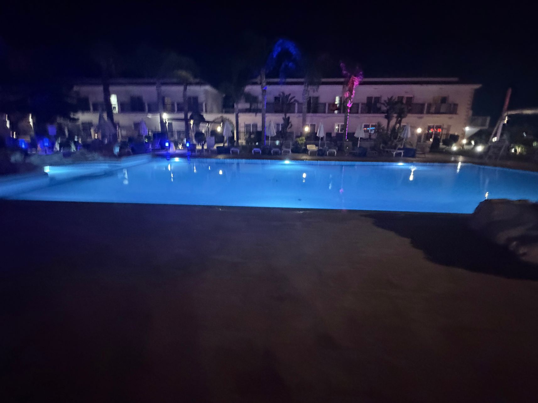 路特兹安纳公寓酒店-旅行者