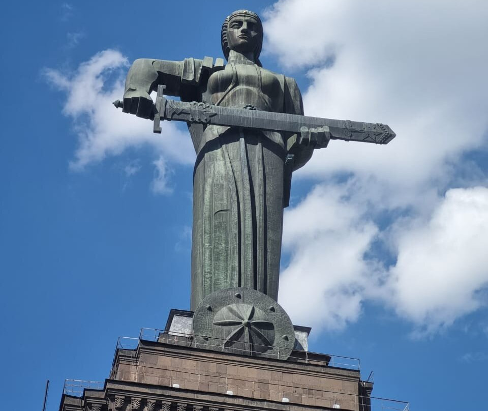 Victory Park and Statue of Mother Armenia-埃里温必去景点