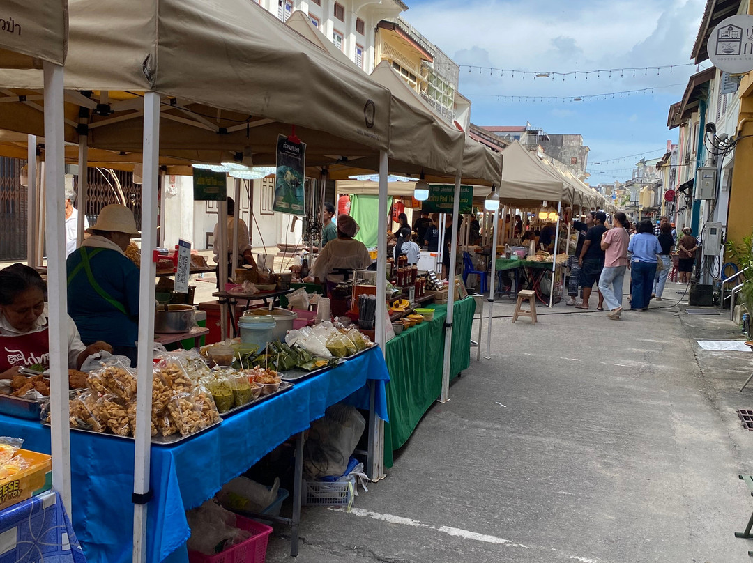Old Takua Pa Sunday Market-达瓜巴必去景点