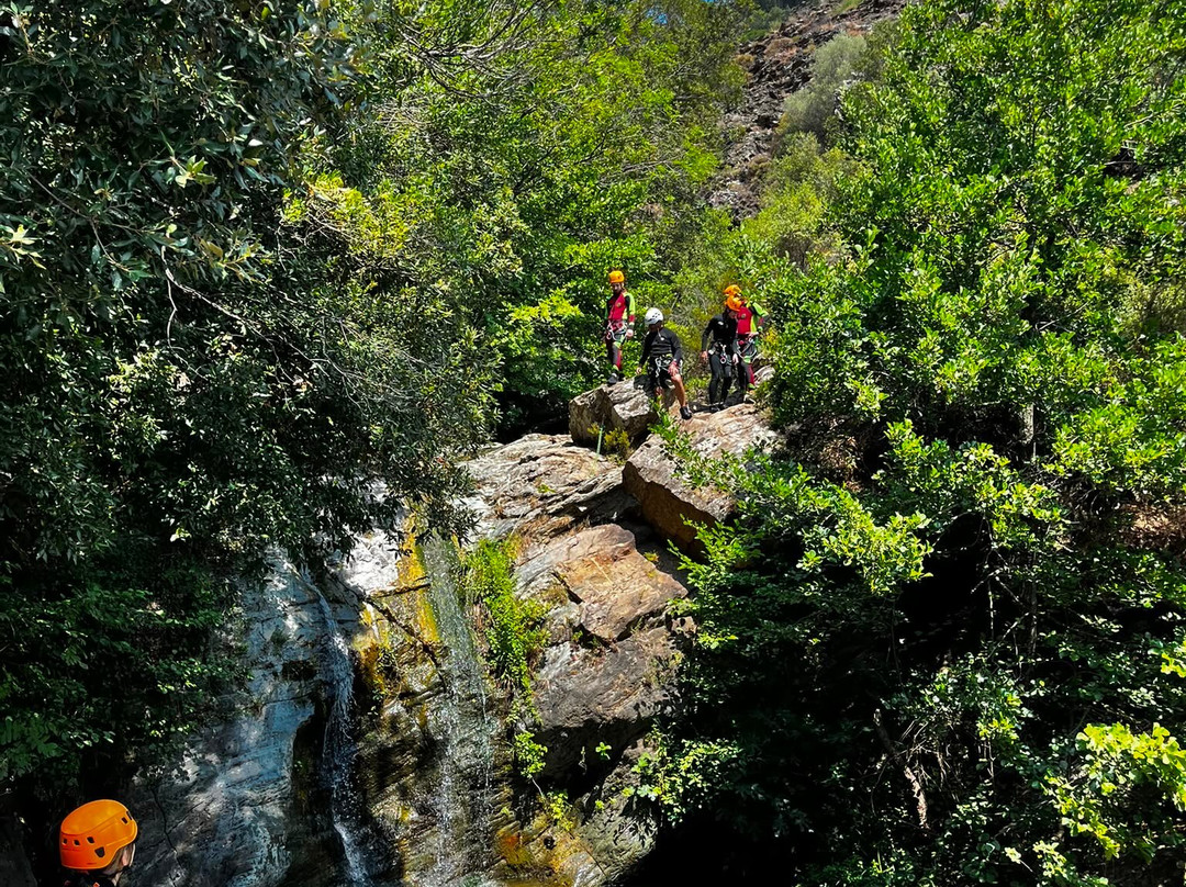 SCALOU AVENTURE - CANYONING - RANDO-Lucciana必去景点