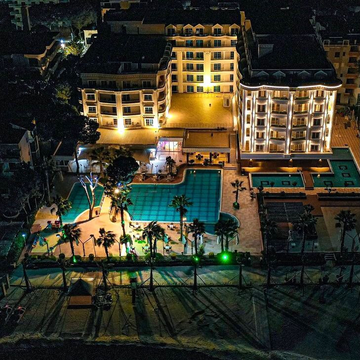 Kavaje酒店住宿-FAFA Mel Holiday Hotel