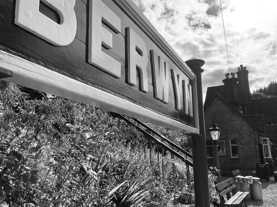Berwyn Railway Station-兰戈伦必去景点