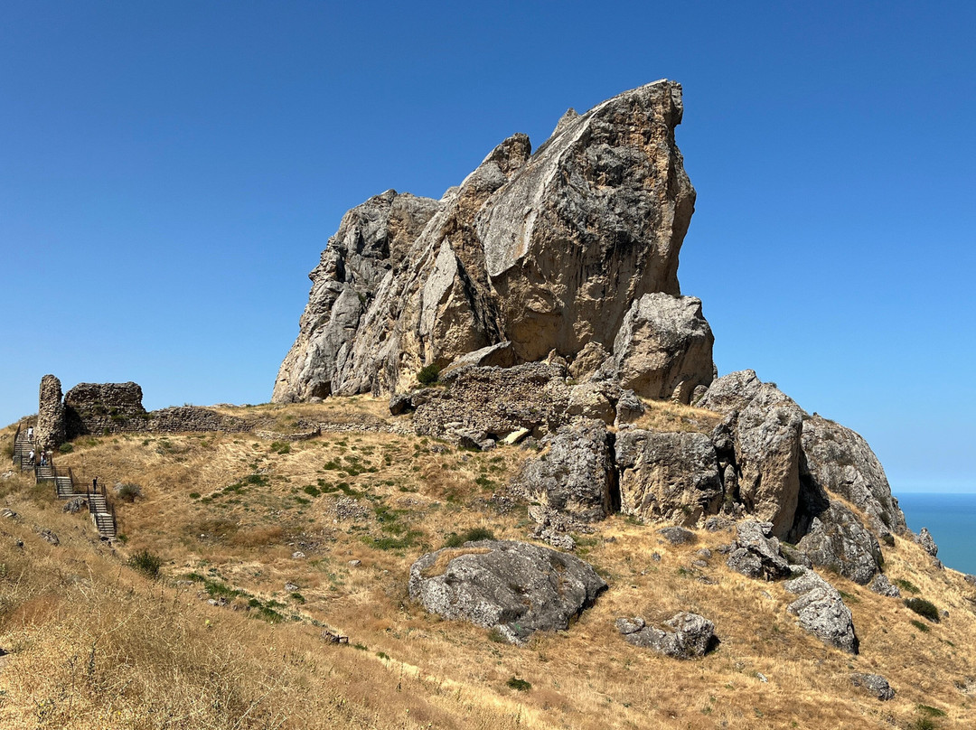 Besh Barmag Mountain-Siyazan必去景点