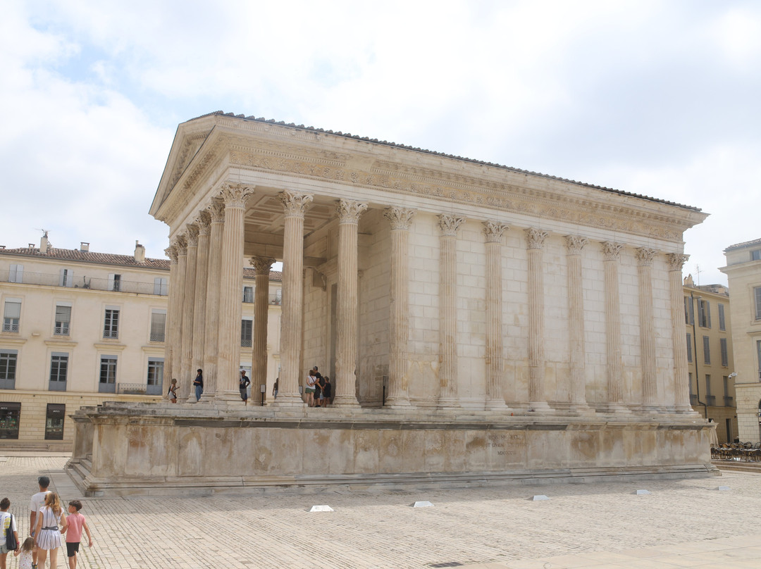La Maison Carrée Nîmes-尼姆必去景点