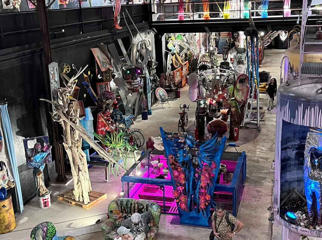 Spiktri Street Art Universe Museum-Ferrals-les-Corbieres必去景点