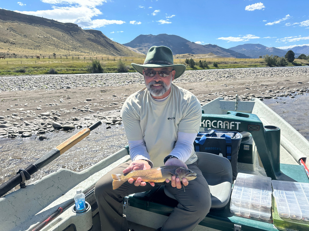 Montana Fly Fishing Guides-利文斯顿必去景点