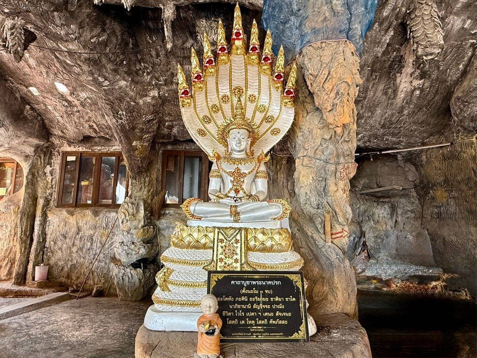 Wat Tham Khao Tao-Khao Tao必去景点