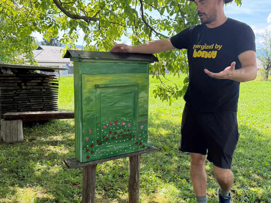 Erik Luznar Beekeeping - Čebelarstvo Erik Luznar-Radovljica必去景点