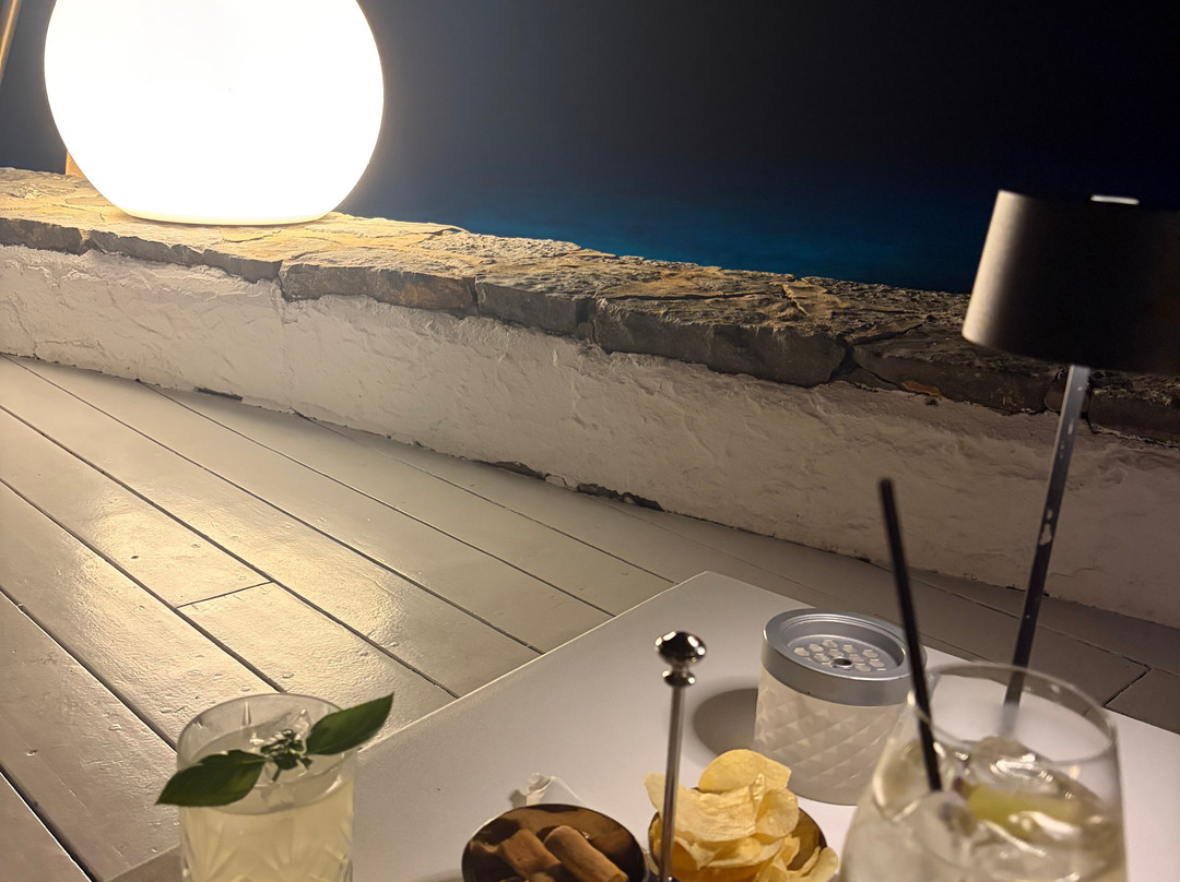 Veghera Jetty Bar