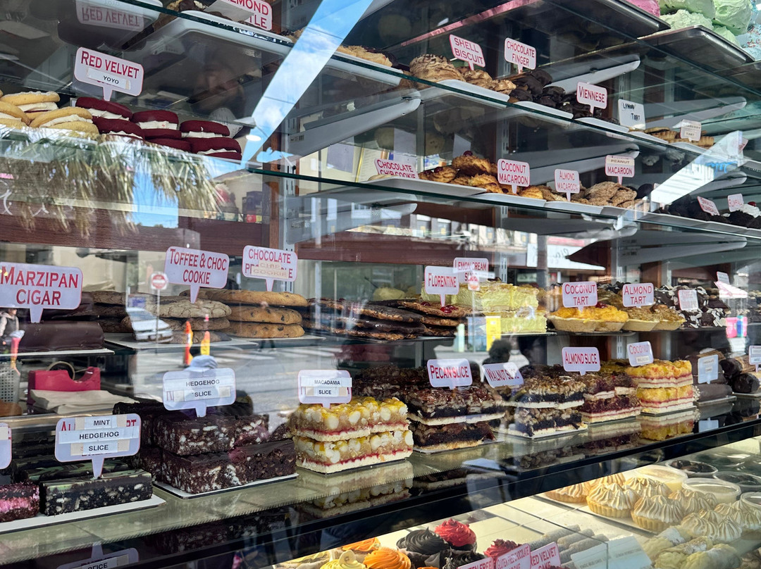 Acland Street Village-圣基尔达必去景点