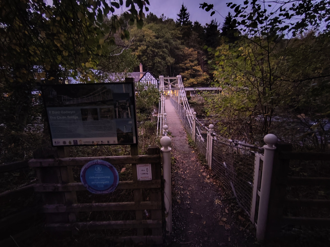 The Chain Bridge-兰戈伦必去景点