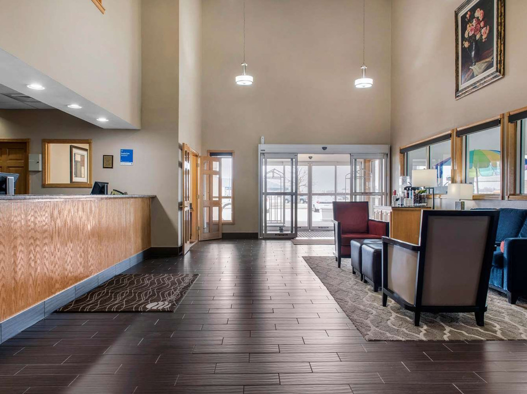 Quality Inn Jacksonville Near I-72主图