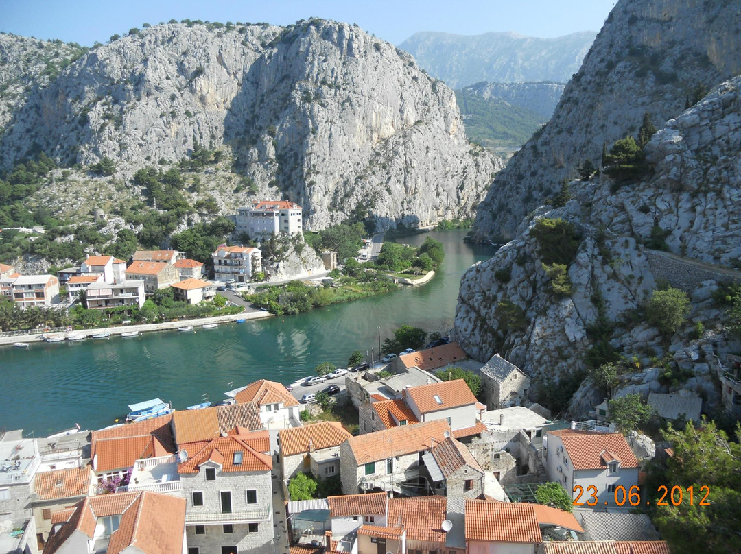 Hotel Settlement Brzet