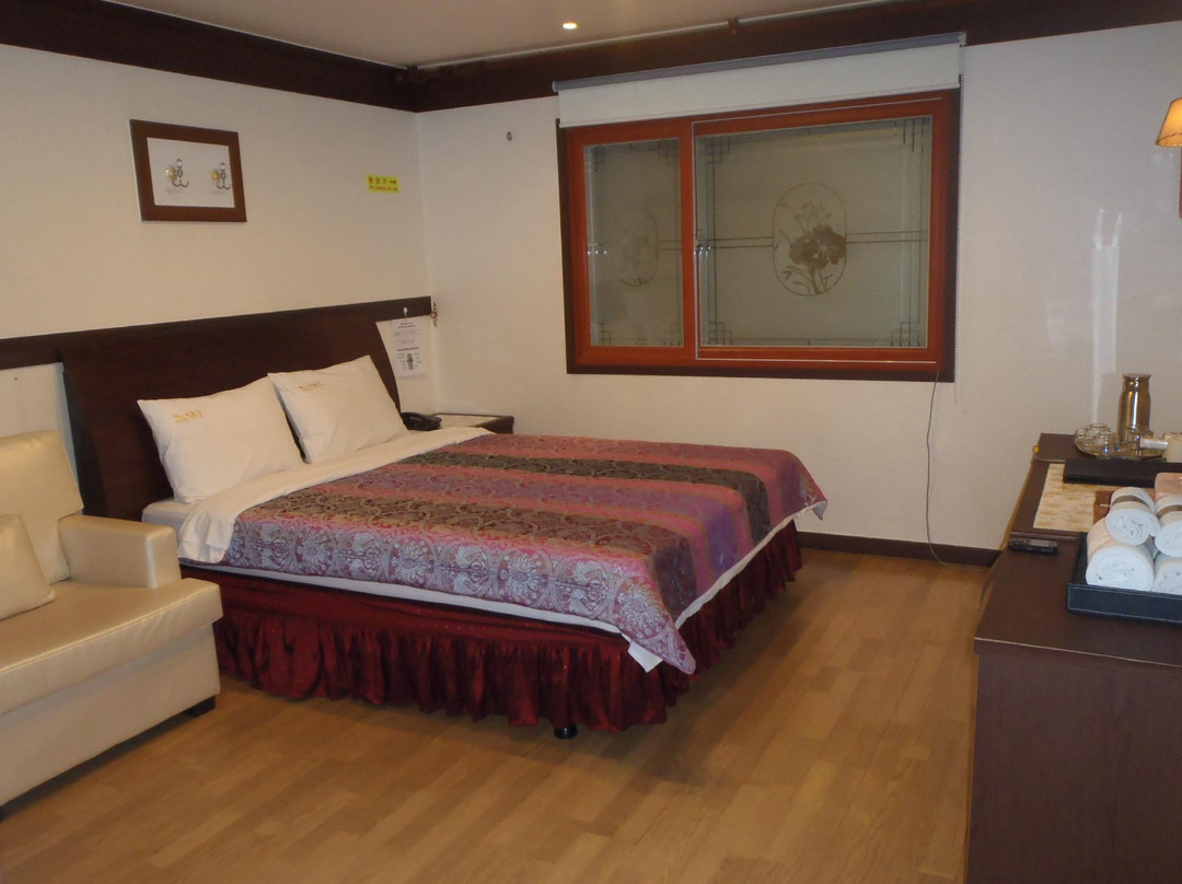 利川市酒店住宿-Sky Hotel