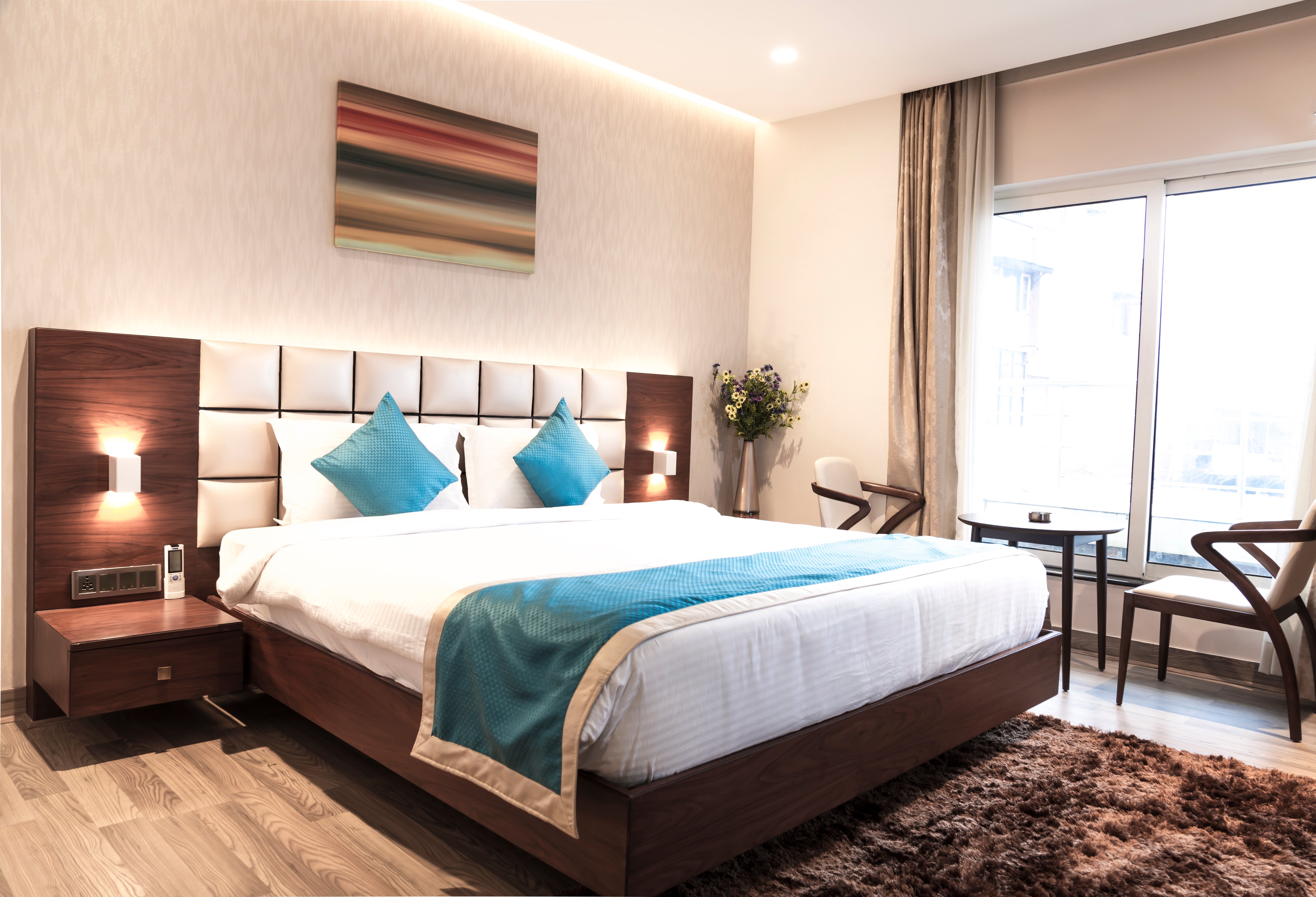 M crown Hotel-官方