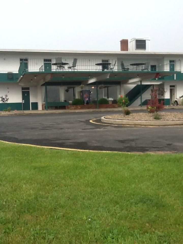 Huntingdon Motor Inn-浴室